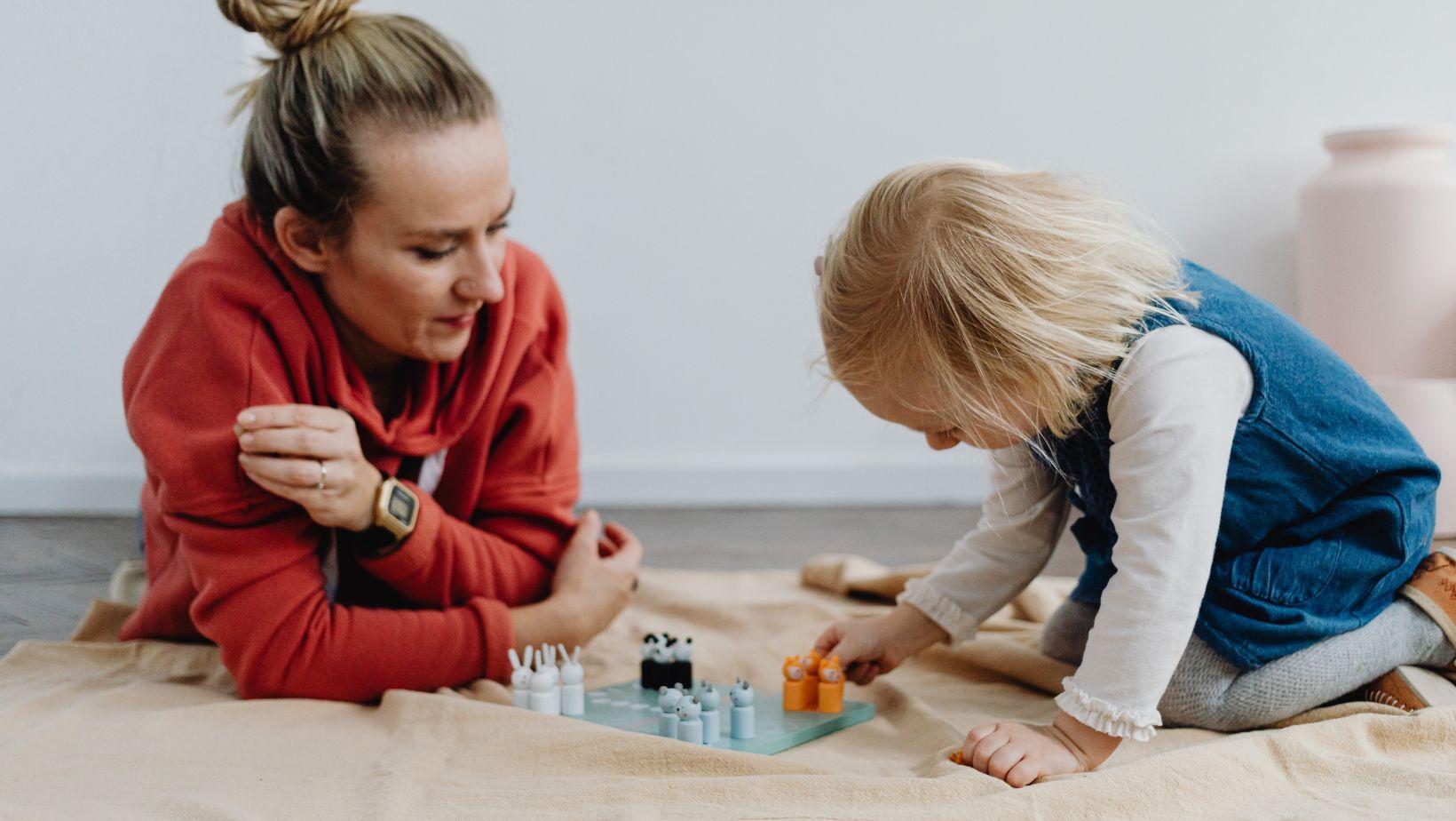 conscious parenting, child development tips, mindful parenting practices, positive parenting strategies, child growth concepts, family parenting methods, effective parenting approaches, nurturing childhood development, parenting skills enhancement, conscious parenting benefits